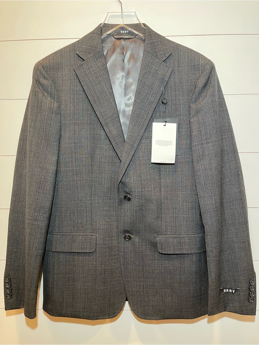 DKNY Donahue 2 Pc 100%  Wool Charcoal/Brown Men’s Suit size 40 Reg 33W NWT